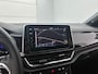 Volkswagen T-Roc 1.5 TSI R-Line | Camera | Adaptive Cruise | Stoelverwarming | Beats Audio | Navigatie