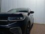 Volkswagen T-Cross 1.5 TSI R-Line Edition aut | Trekhaak | Stoelverwarming | 18'' Lichtmetalen velgen | LED