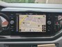 Volkswagen Polo 1.0 TSI 95pk Life / Navigatie / Airco / Parkeersensoren V+A / Getint Glas / 15'' LMV