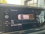 Volkswagen Polo 1.0 TSI 95pk Life / Navigatie / Airco / Parkeersensoren V+A / Getint Glas / 15'' LMV