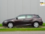 Lexus CT 200h Luxury Sport | Leer | Navi | NL | Trekhaak |
