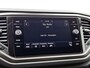 Volkswagen T-Roc 1.5 TSI Style | Navigatie | trekhaak | Stoelverwarming | Airco | Cruise control Apple carplay |