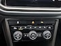 Volkswagen T-Roc 1.5 TSI Style | Navigatie | trekhaak | Stoelverwarming | Airco | Cruise control Apple carplay |