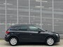SEAT Arona 1.0 TSI Style Business Intense / Digitaal dashboard / Navigatie / App connect / Climate controle / Parkeersensoren achter /