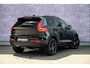Volvo EX40 Single Motor Extended Range Ultra Black Edition 82 kWh | Europa | Harman Kardon audio | 20" | Schuif-/kanteldak | Getint Glas | Elektrische stoelverstelling | Nubuck bekleding | Adaptive Cruise Control | Dodehoekdetectie |