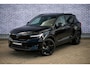 Volvo EX40 Single Motor Extended Range Ultra Black Edition | Europa | Harman Kardon audio | 20" | Schuif-/kanteldak | Getint Glas | Elektrische stoelverstelling | Nubuck bekleding | Adaptive Cruise Control | Dodehoekdetectie |