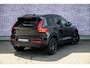 Volvo EX40 Single Motor Extended Range Ultra Black Edition 82 kWh | Europa | Harman Kardon audio | 20" | Schuif-/kanteldak | Getint Glas | Elektrische stoelverstelling | Nubuck bekleding | Adaptive Cruise Control | Dodehoekdetectie |
