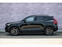 Volvo EX40 Single Motor Extended Range Ultra Black Edition 82 kWh | Europa | Harman Kardon audio | 20" | Schuif-/kanteldak | Getint Glas | Elektrische stoelverstelling | Nubuck bekleding | Adaptive Cruise Control | Dodehoekdetectie |