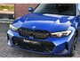 BMW 3-Serie 330e xDrive M-Sport Pro Pano M-zetels ACC HUD 19inch El-klep