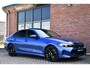 BMW 3-Serie 330e xDrive M-Sport Pro Pano M-zetels ACC HUD 19inch El-klep