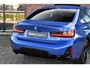 BMW 3-Serie 330e xDrive M-Sport Pro Pano M-zetels ACC HUD 19inch El-klep