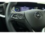 Opel Mokka-e Ultimate 50-kWh 11kw bl. | Navigatie | Stoel & Stuurverwarming | Keyless | Camera | Alcantara bekleding | Climate control | Zwart dak