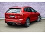 Volvo XC60 2.0 T8 Plug-in Hybrid AWD R-Design | PHEV Long Range | Trekhaak | Elektrisch verstelbare bestuurders stoel | Panorama dak | 21" velgen | Adaptieve Cruis control | Harman & Kardon | Stoel/stuur verwarming | Achterbank verwarming | Camera |