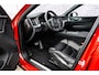 Volvo XC60 2.0 T8 Plug-in Hybrid AWD R-Design | PHEV Long Range | Trekhaak | Elektrisch verstelbare bestuurders stoel | Panorama dak | 21" velgen | Adaptieve Cruis control | Harman & Kardon | Stoel/stuur verwarming | Achterbank verwarming | Camera |