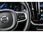 Volvo XC60 2.0 T8 Plug-in Hybrid AWD R-Design | PHEV Long Range | Trekhaak | Elektrisch verstelbare bestuurders stoel | Panorama dak | 21" velgen | Adaptieve Cruis control | Harman & Kardon | Stoel/stuur verwarming | Achterbank verwarming | Camera |