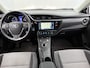 Toyota Auris 1.8 Hybrid Black Edition | Trekhaak | NL auto | Achteruitrijcamera | Onderweg-naar-dealer