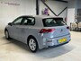 Volkswagen Golf 1.0 eTSI - DSG - CarPlay - BTW - Camera - Trekhaak - Moonstone Grey