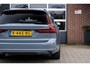 Volvo V90 2.0 B4 R-Design | Panorama | Bowers & Wilkins | Head-Up | 360 Camera | Trekhaak | 20' Inch |