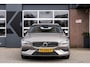Volvo V60 2.0 T5 Inscription | Trekhaak | Leder | Adaptive Cruise | NL Auto | NAP | 18 Inch |