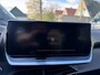 Peugeot 2008 1.2 Turbo 100 PK Allure Pack | Trekhaak 1200KG | Hoge Zitpositie | Navigatie | Climate Control | Keyless Start | Digitaal Dashboard | Camera | Parkeersensoren V+A | LED Verlichting | 17" Lichtmetalen Velgen |
