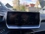Peugeot 2008 1.2 Turbo 100 PK Allure Pack | Trekhaak 1200KG | Hoge Zitpositie | Navigatie | Climate Control | Keyless Start | Digitaal Dashboard | Camera | Parkeersensoren V+A | LED Verlichting | 17" Lichtmetalen Velgen |