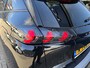 Peugeot 2008 1.2 Turbo 100 PK Allure Pack | Trekhaak 1200KG | Hoge Zitpositie | Navigatie | Climate Control | Keyless Start | Digitaal Dashboard | Camera | Parkeersensoren V+A | LED Verlichting | 17" Lichtmetalen Velgen |