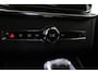 Volvo XC90 T8 Plug-in hybrid Ultra Dark | Bowers&Wilkins | Luchtvering | Massage | 22 Inch | Trekhaak | Head-Up