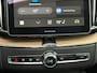 Volvo XC60 2.0 T8 Plug-in hybrid AWD Plus Dark 455pk Panoramadak / Head Up Display / Elekt. Trekhaak