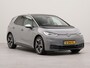 Volkswagen ID.3 First Plus 58 kWh | SoH 90,9 % | Apple carplay | Navigatie | Achteruitrij camera | Parkeersensoren voor en achter | Wifi | Spraakbediening | Voorstoelen verwarmd | Stuur verwarmd |