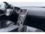 Volvo XC60 2.4 D4 R-Design | 5-Cilinder | Trekhaak | Stoelverwarming | 18 Inch