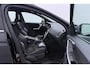 Volvo XC60 2.4 D4 R-Design | 5-Cilinder | Trekhaak | Stoelverwarming | 18 Inch