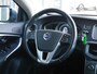 Volvo V40 1.6 T3 Momentum | 150 PK | Panorama dak | Achteruitrijcamera | Trekhaak | Navigatie | Climate control | Lichtmetalen velgen | Led dagrijverlichting
