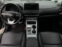 Hyundai Kona Electric EV Limited 64 kWh FASE 3 1E EIG|DEALEROND|STOEL+STUURVRM+VERKOELING|HEADSUP|CAMERA|BLIS|ELEK.STOEL|LEER|ADAPT.CRUISE|