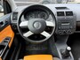 Volkswagen Polo 1.4-16V Cross 80PK Trekhaak,Clima,ElektrRamen+Spiegels,Isofix,Radio/Cd-Speler,Dakrail,Lmv,D-RiemVervangenBij129812