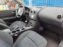 Nissan Qashqai 1.6 Connect Edition | Trekhaak | Panorama Dak | Navigatie | Camera | Cruise Control | 18 '' LM Velgen