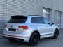 Volkswagen Tiguan 1.4 TSI eHybrid 245PK R-Line Business+ / Panoramadak / Zwenkbare Trekhaak / R-Line Interieur + Exterieur / 360 Camera / Stuur + Stoelverwarming / Elektrische Achterklep