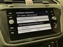 Volkswagen Tiguan 1.5 TSI Comfortline Business 131 PK | R-Line Exterieur | Apple Carplay | Digital Cockpit Pro | Parkeersensoren | Adaptive Cruise Control | Rijstrookhulp | Driving Modes | Navigatie | Climate Control | Bluetooth |