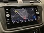Volkswagen Tiguan 1.5 TSI Comfortline Business 131 PK | R-Line Exterieur | Apple Carplay | Digital Cockpit Pro | Parkeersensoren | Adaptive Cruise Control | Rijstrookhulp | Driving Modes | Navigatie | Climate Control | Bluetooth |