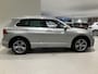 Volkswagen Tiguan 1.5 TSI Comfortline Business 131 PK | R-Line Exterieur | Apple Carplay | Digital Cockpit Pro | Parkeersensoren | Adaptive Cruise Control | Rijstrookhulp | Driving Modes | Navigatie | Climate Control | Bluetooth |