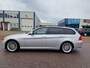 BMW 3-Serie Touring 320i Executive AUT PANO NAVI LEDER PSENSOR CRUISE 2 X SLEUTELS