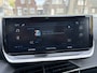 Peugeot 208 1.2 Hybrid 110 e-DCS6 Style * Automaat * KGB-82-D * * Navighatie & Spotify via Apple Carplay / Android Auto geheel dtaadloos * Airco * Cruise Control * Parkeersensoren * Vingerhoets; Vierde Generatie Eersteklas Service. Al meer dan 100 jaar een begrip in de Brabantse Kempen.