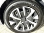 Peugeot 208 1.2 Hybrid 110 e-DCS6 Style * Automaat * KGB-82-D * * Navighatie & Spotify via Apple Carplay / Android Auto geheel dtaadloos * Airco * Cruise Control * Parkeersensoren * Vingerhoets; Vierde Generatie Eersteklas Service. Al meer dan 100 jaar een begrip in de Brabantse Kempen.