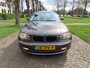 BMW 1-Serie 118i Business Line Ecc Navigatie 6 Bak 5Drs Lm Velgen Trekhaak***Apk t/m 13-3-2027***