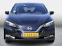 Nissan Leaf N-Connecta 40 kWh SOH 88,7% / Pro-Pilot-Pakket / Warmtepomp / Adaptive Cruise / 4x Stoelverwarming / 360° Camera / Carplay / Navigatie / Keyless / DAB / Dodehoek / 1e Eigenaar / Full LED /