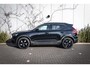 Volvo EX40 Single Motor Extended Range Ultra Black Ed. 82 kWh | Adaptieve Cruise Control | Schuif -/ Kanteldak | Harman Kardon Audio | Getint Glas | Elektr. Stoelen | Stoel + Stuurverwarming | 360 Camera | Keyless |