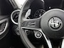 Alfa Romeo Giulia 2.0T Super Veloce-pakket(NL-auto, Navi, Stoel/Stuur VerW, Camera, Parkeersensoren, Etc)