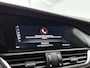 Alfa Romeo Giulia 2.0T Super Veloce-pakket(NL-auto, Navi, Stoel/Stuur VerW, Camera, Parkeersensoren, Etc)
