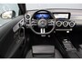 Mercedes-Benz A-klasse 250 e AMG Line | Facelift | Panoramadak | Memory | HUD | Surround Camera | Advanced Sound System | Keyless Go | Leder | Verwarmd Stuurwiel | Nightpakket | Augemented Reality |