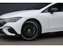 Mercedes-Benz EQE 300 Star Edition AMG 90 kWh | Luchtvering | Achterasbesturing | Distronic+ | Panoramadak | Burmester | Digital Light | Verwarmd Stuurwiel | Trekhaak | Keyless Go |
