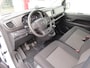 Opel Vivaro GB 2.0 Diesel 145pk L3/ Apple Carplay/ Airco/ Vloer + wandplaten/ 3 Zitplaatsen/ Cruise control/ Parkeersensoren
